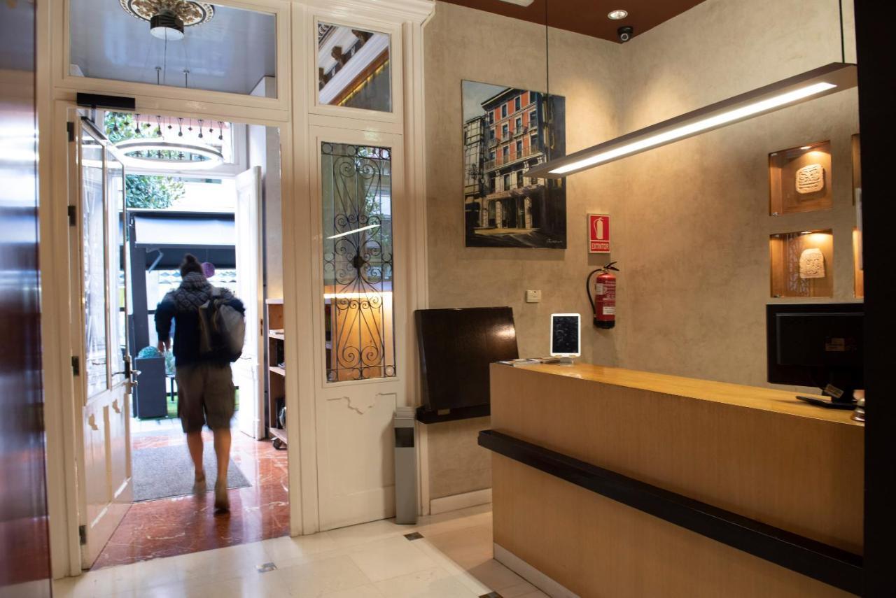 Hotel Fruela Oviedo Luaran gambar