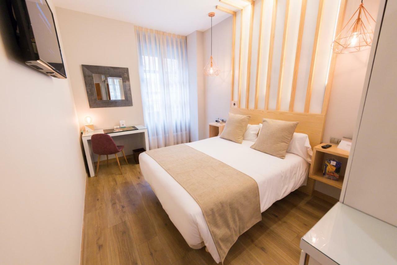 Hotel Fruela Oviedo Luaran gambar